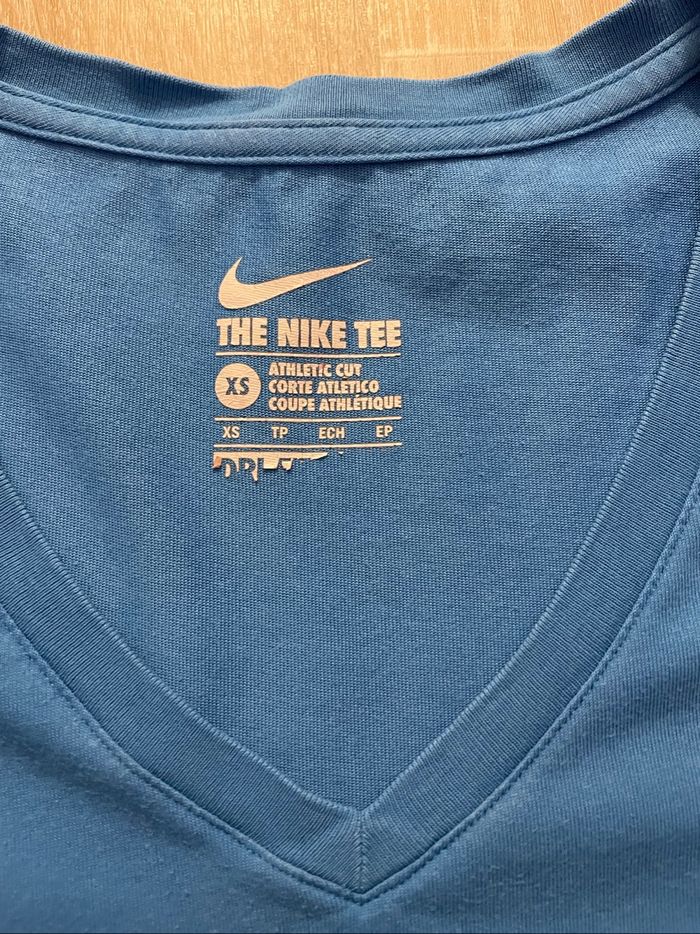 Tee shirt homme bleu turquoise taille XS Nike très bon état - photo numéro 3