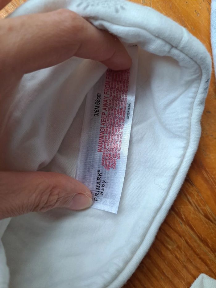 Lot bonnets et gants 3-6 mois - photo numéro 4