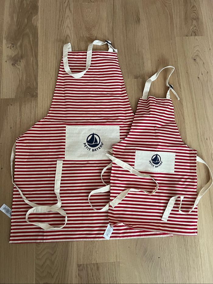 Ensemble tabliers parents enfant petit bateau neuf