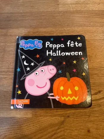 Livre cartonné Peppa Pig Peppa fête Halloween
