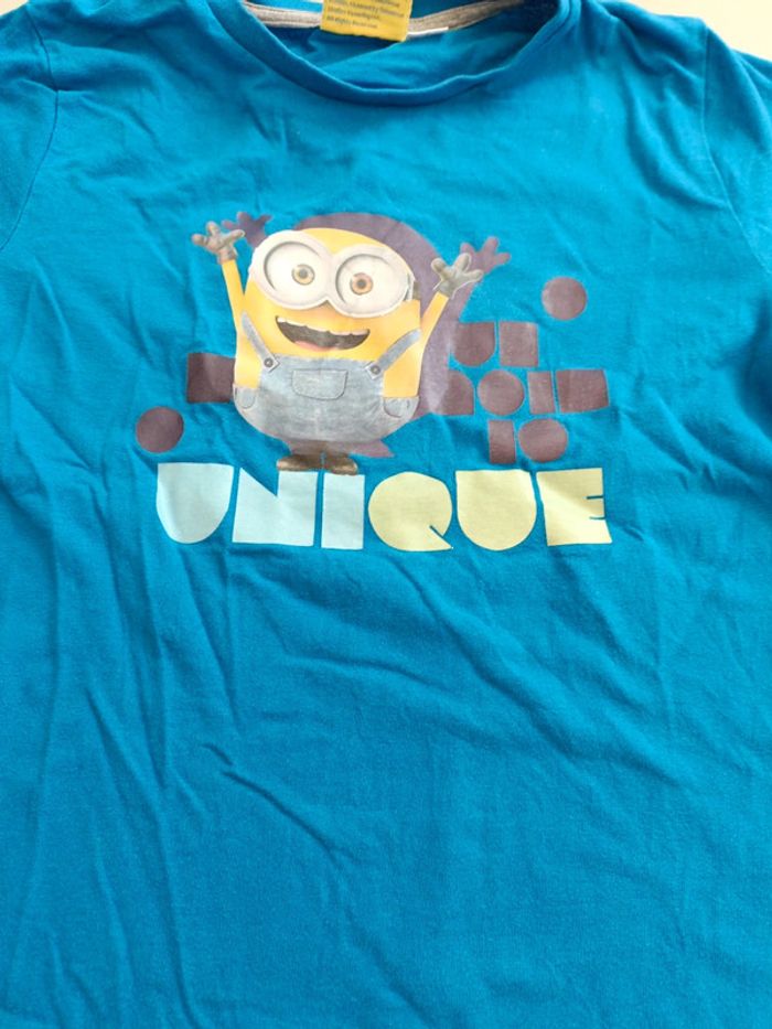 T-shirt les minions unique 134/140 8-10 ans - photo numéro 2