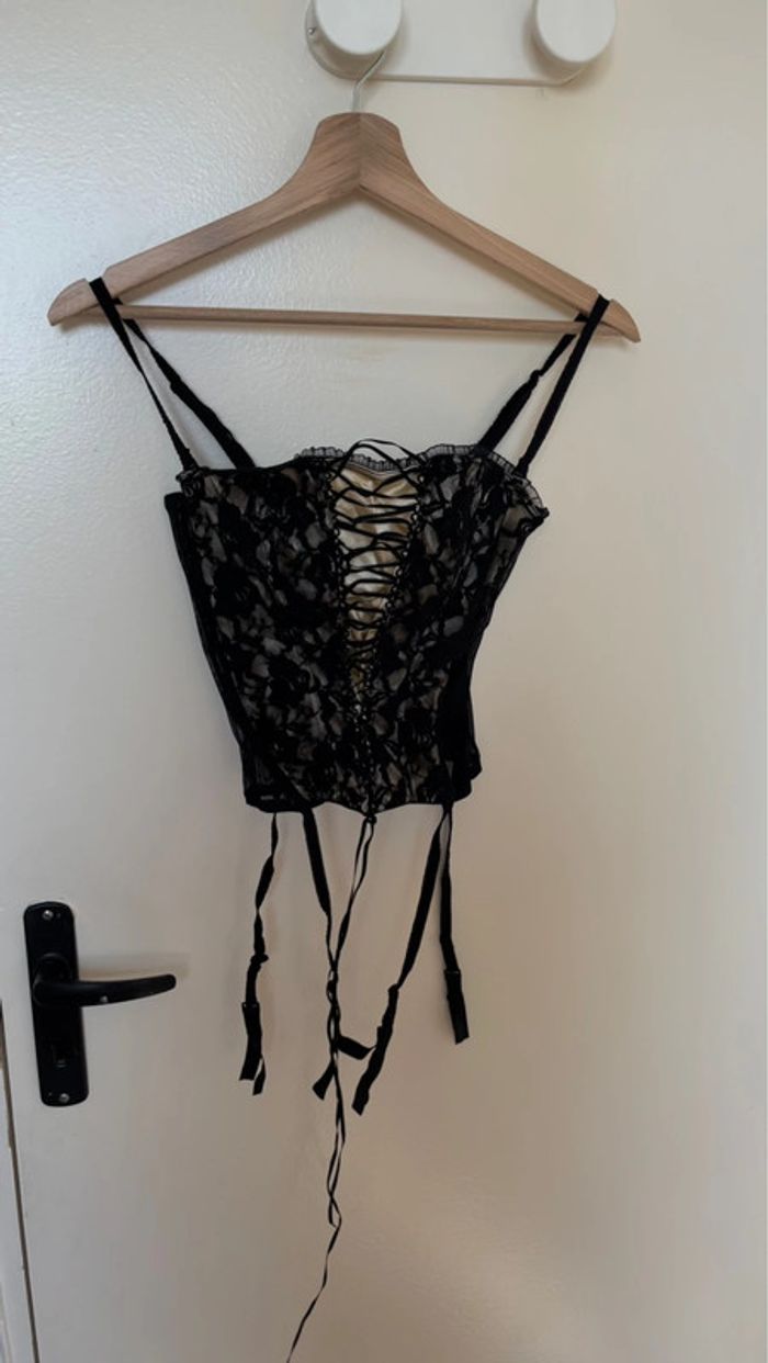 Guêpière taille 90B en très bon état