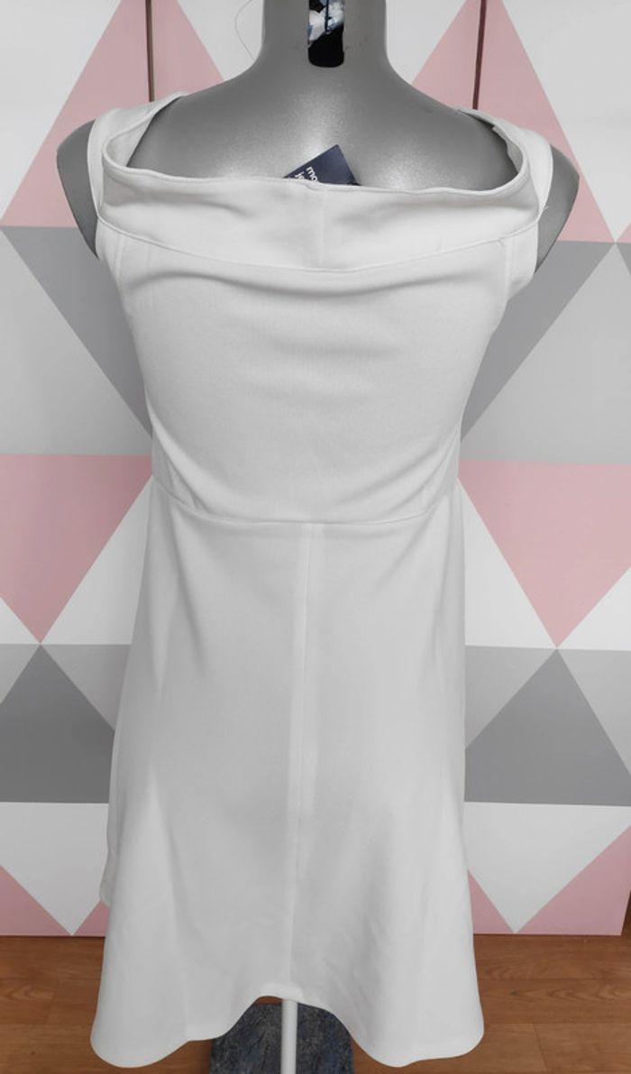 Robe blanche Taille L - photo numéro 3