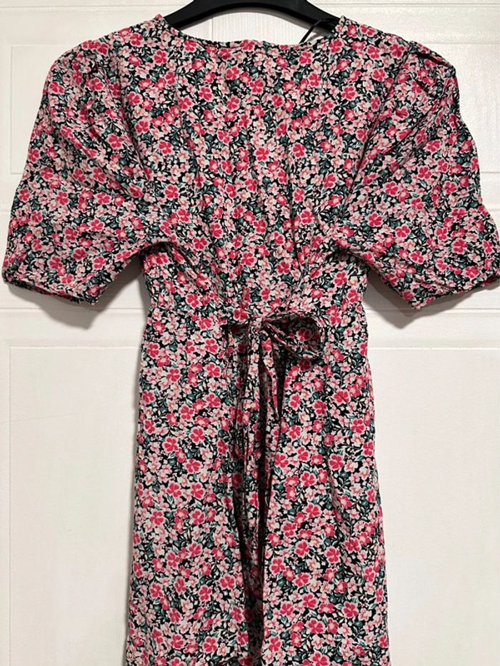 Top Fleuris Kiabi Taille 40 Neuf - photo numéro 2