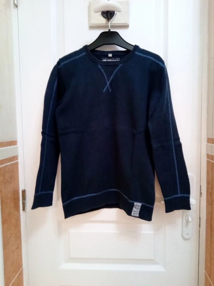 Pull bleu marine T.10 ans - Bestway