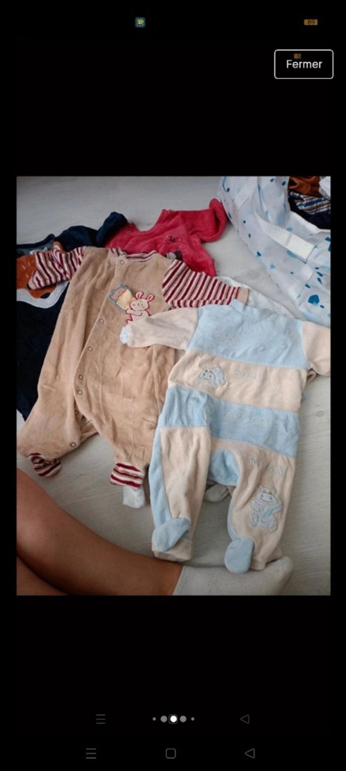 Lot pyjama body trois mois - photo numéro 8