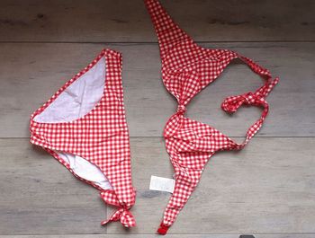 Maillot 2 pièces Taille 36  3 Suisses