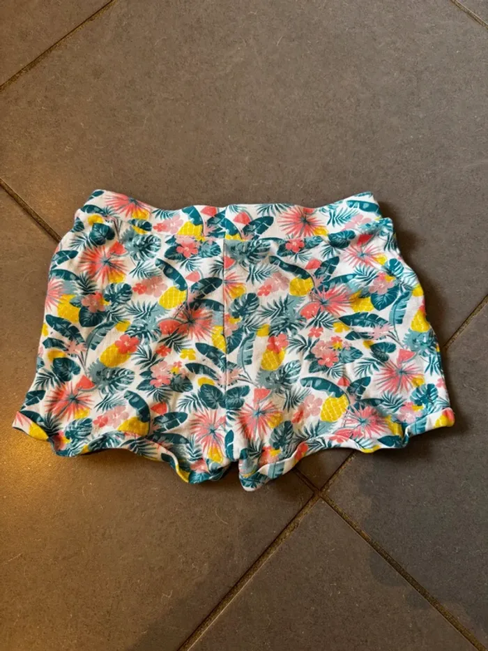 Short souple avec noeud & 2 poches - LH - Fleurs, Palmes, Feuilles - 6ans - photo numéro 3
