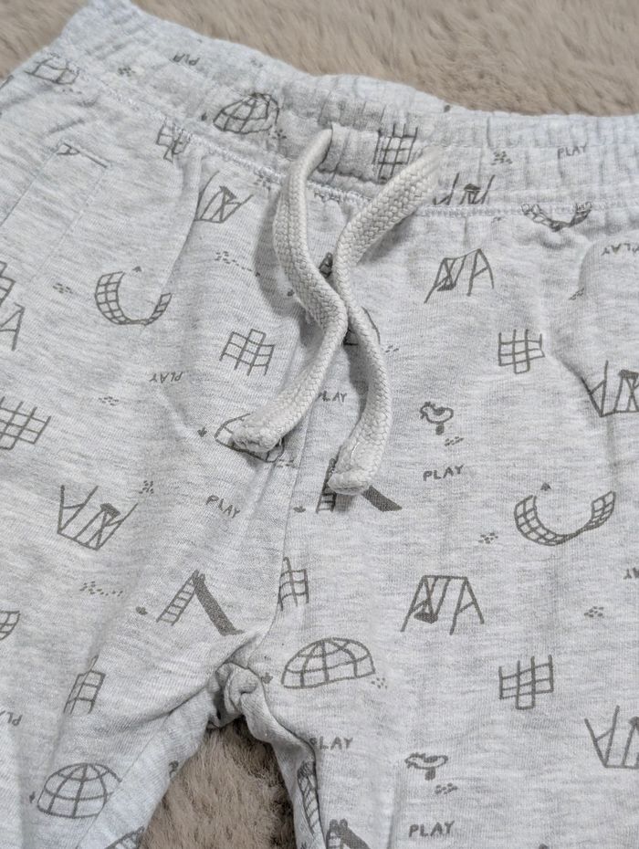 🩶 Jogging TEX Baby – 12 mois / 12M – gris clair imprimé Play 🩶 - photo numéro 2