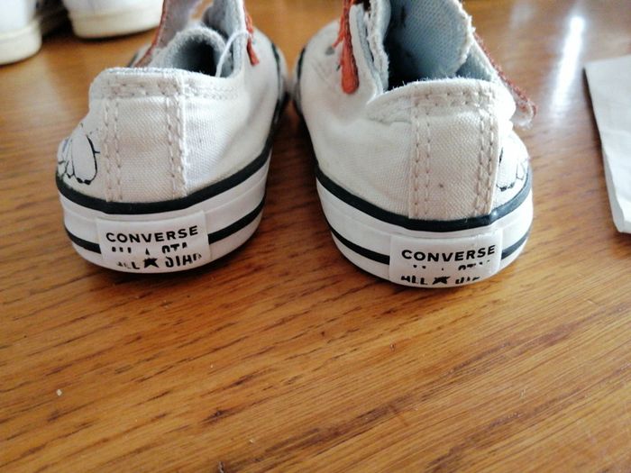 Baskets Converse pointure 21 - photo numéro 6