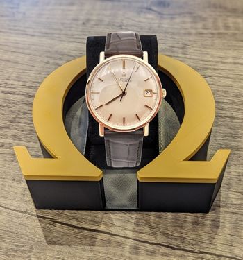 Présentoir de Montre hommage OMEGA
