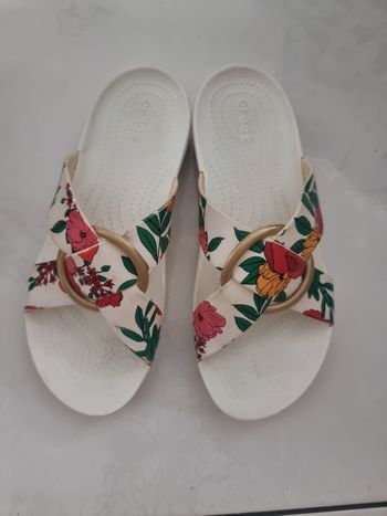 Crocs w7 taille 37 38