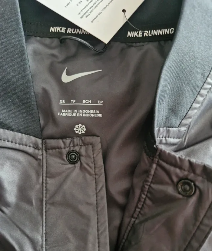 Veste Nike - photo numéro 6