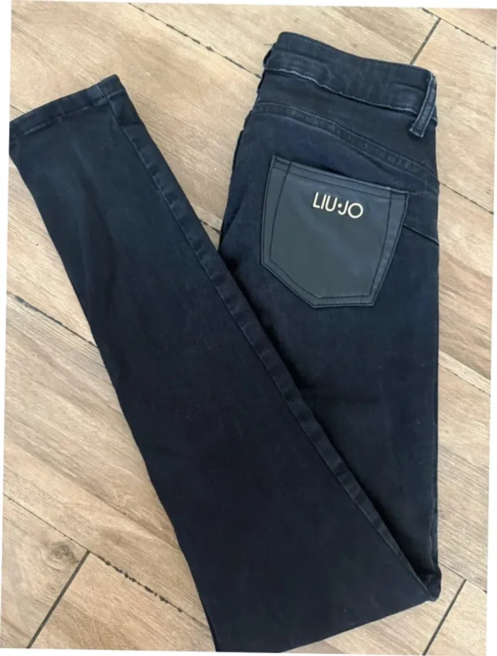 Jean noir LIU JO – Femme – Taille 36