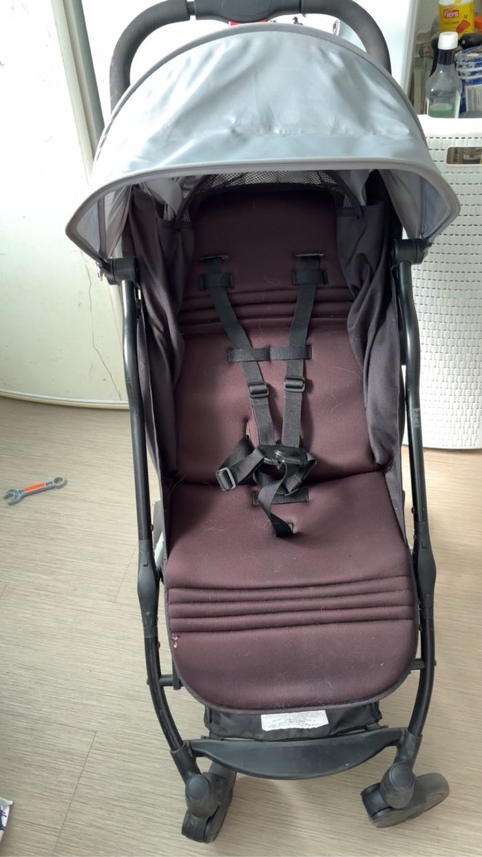 Poussette compacte - photo numéro 2