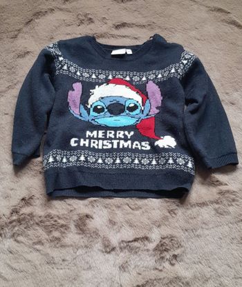 Pull - Pull de noël - Disney Baby - Stitch