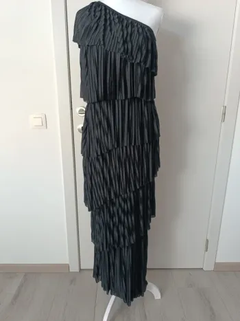 🖤 Élégante robe asymétrique plissée River Island – neuve avec étiquette Taille S
