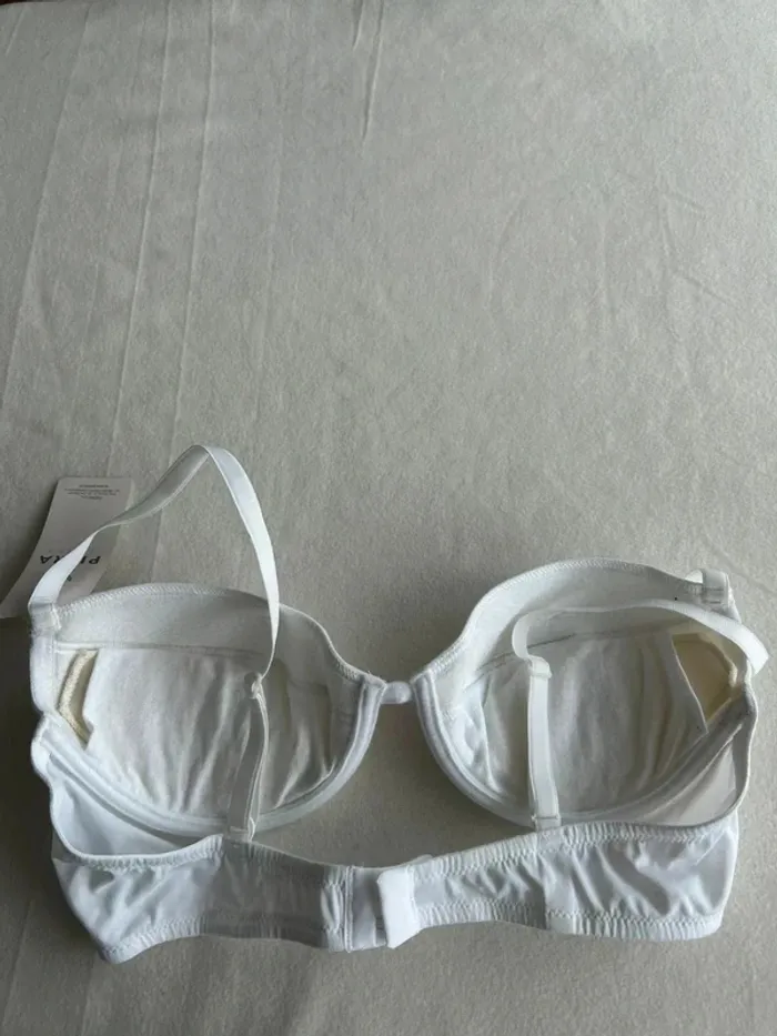 Soutif blanc - photo numéro 3