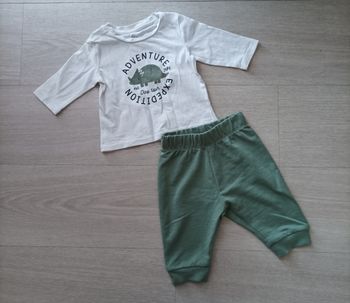 Ensemble dino 3 mois