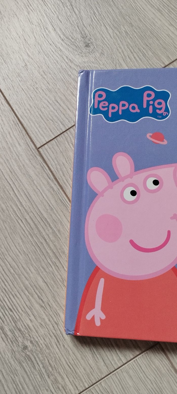 Livre cartonnée Peppa va a l'hôpital - photo numéro 4