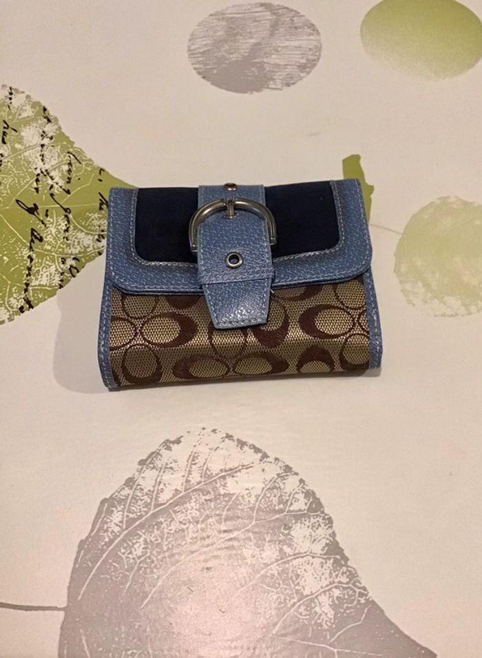 Porte feuille femme qui se déplie 26 cm ouvert 10 cm fermer