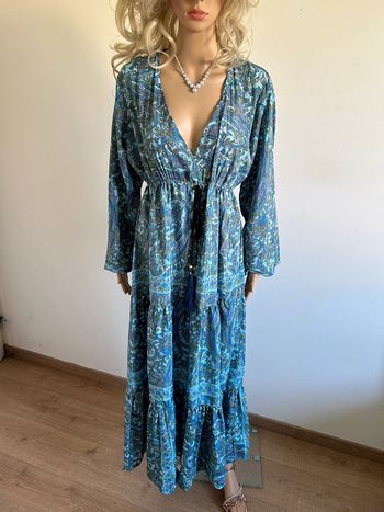 Robe longue imprimée neuve en soie Corte Hindu taille unique