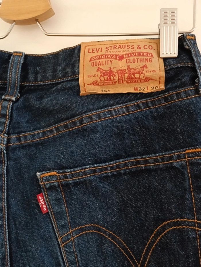 Jean Levi's 751 - photo numéro 10