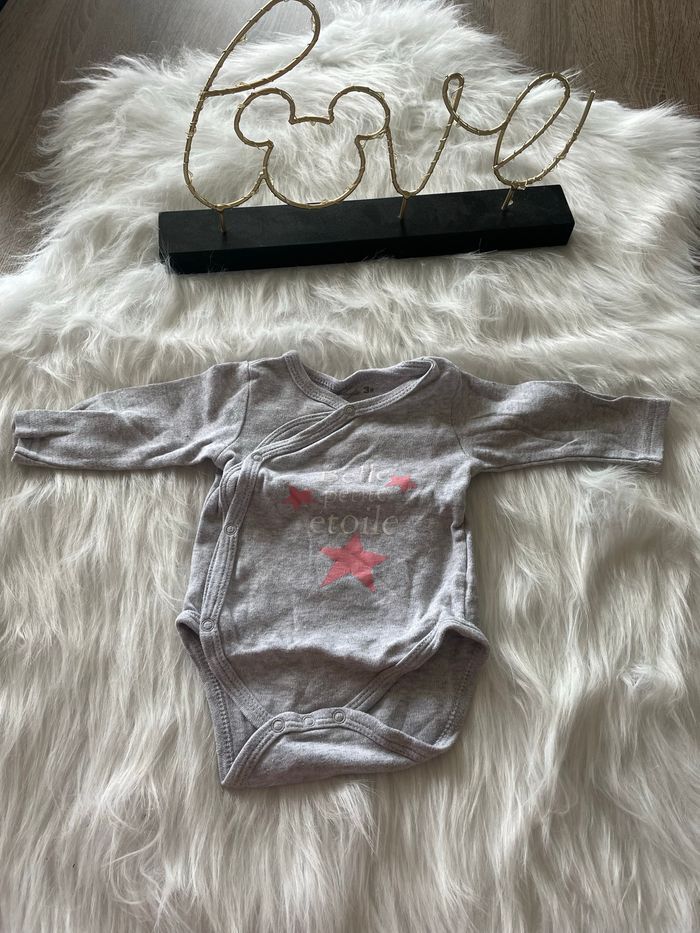 Body manches longues belle petite étoile taille 3 mois bougli bougla