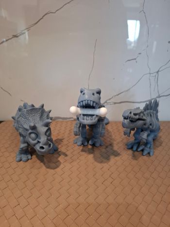 Lot dinosaure squelette articulé 