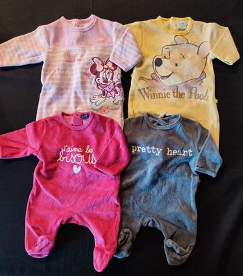 Lot de pyjamas