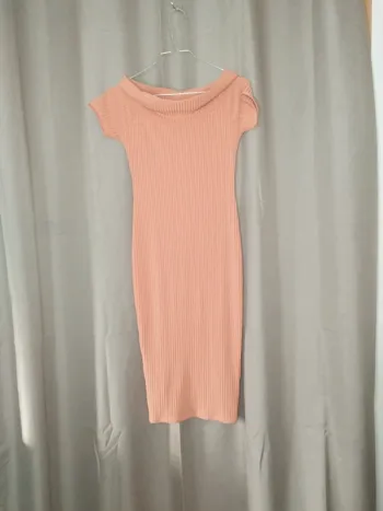 Robe moulante boohoo