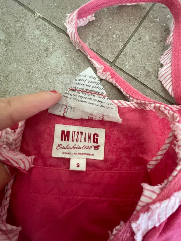 Robe mustang - photo numéro 4