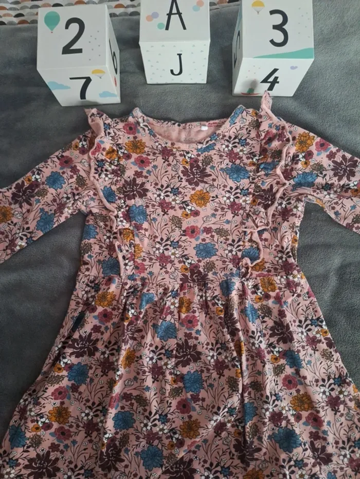 Robe mi saison 2/3 ans