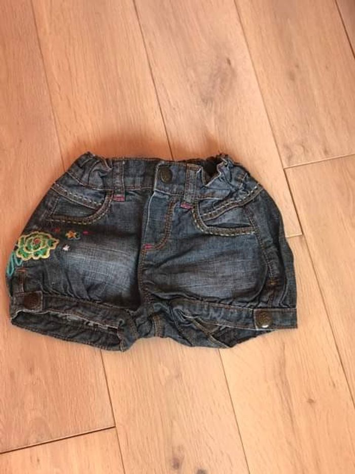 Short en jean Catimini, taille 12 mois