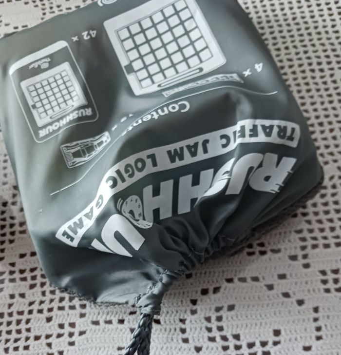 Jeu RushHour Circuler en toute logique - photo numéro 4