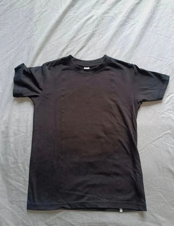 T-shirt (taille 10 ans)