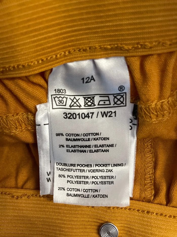 Lot 3 jupes 12ans (1 jeans, 1 jaune moutarde, 1 vichy rouge et noire) - photo numéro 7