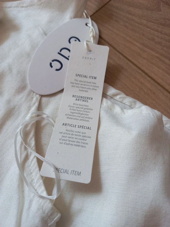 Robe beige/blanche taille 38 (France) - photo numéro 10