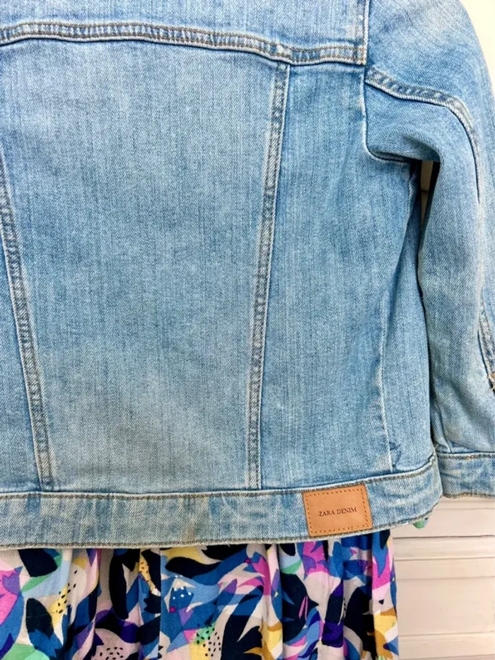 Veste en jean Zara - Taille 7 ans Très bon état - photo numéro 4