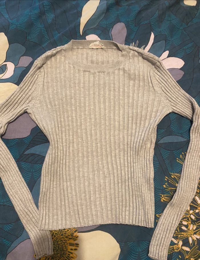 Pull gris