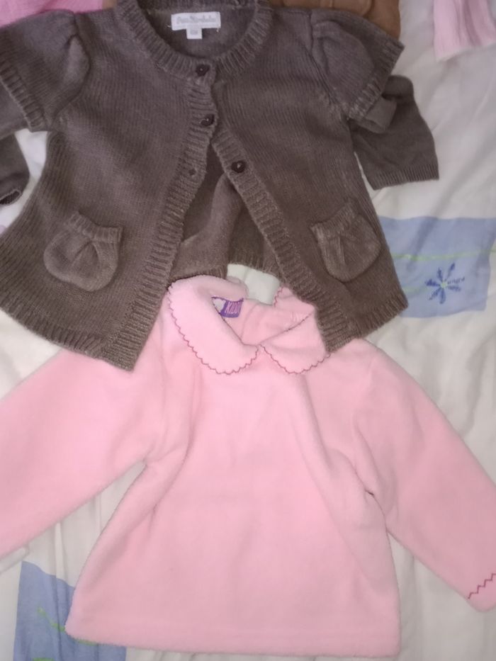 Pull gilet 6 mois - photo numéro 3