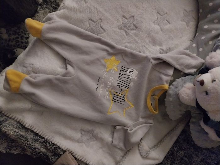 Lot pyjamas velours - photo numéro 2