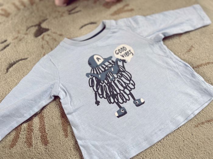 Tee-shirts manches longues bleu avec dessin 3 mois