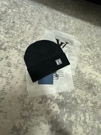 Bonnet lv noir