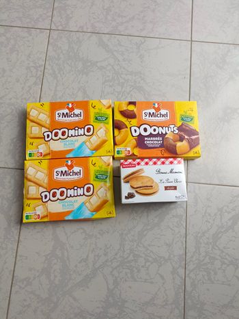 Lot de gâteaux