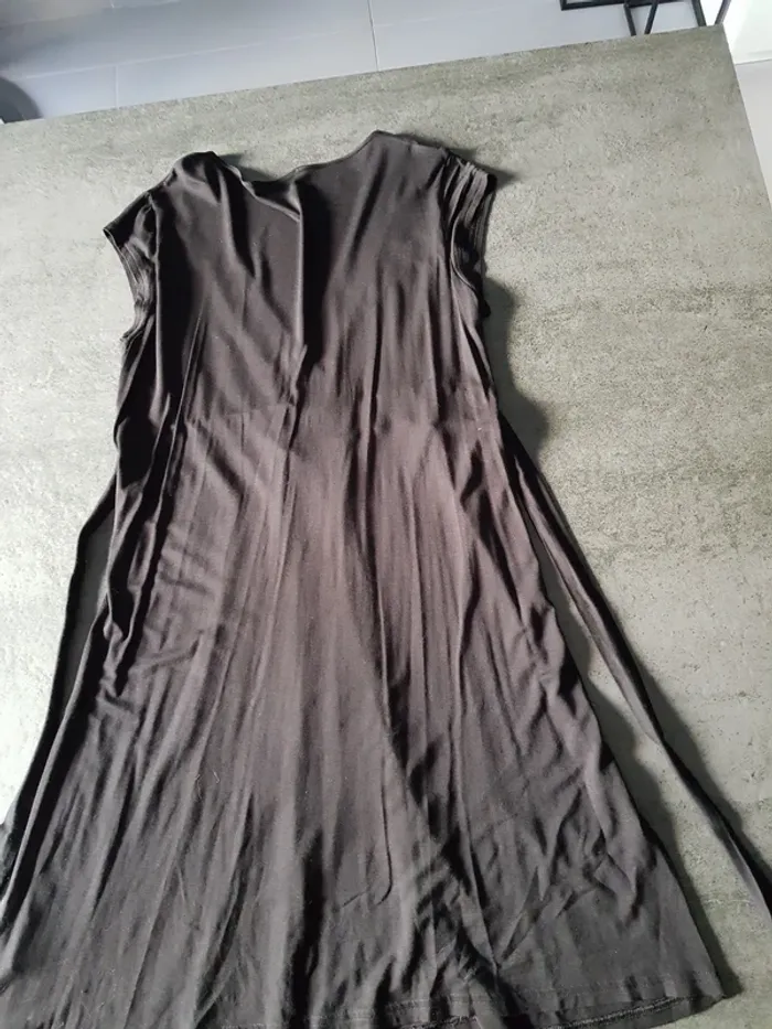 Robe noir Kiabi 42/44 - photo numéro 7