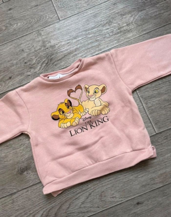 Pull rose - Zara / Le Roi Lion 6 mois