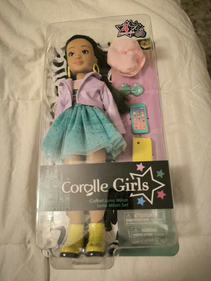 Luna Milan poupée corolle