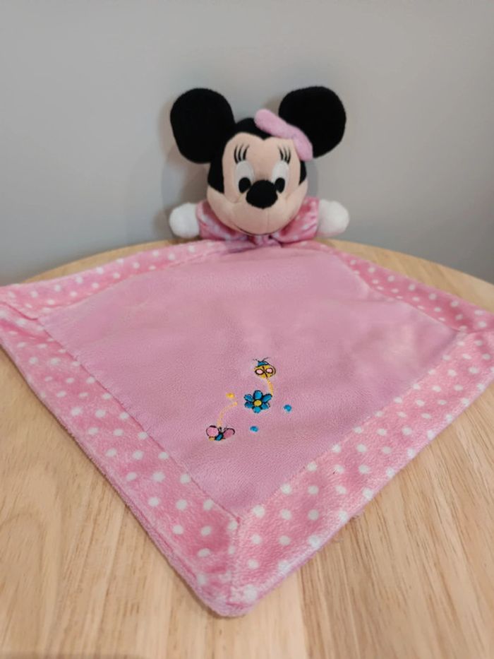 Doudou plat Minnie rose