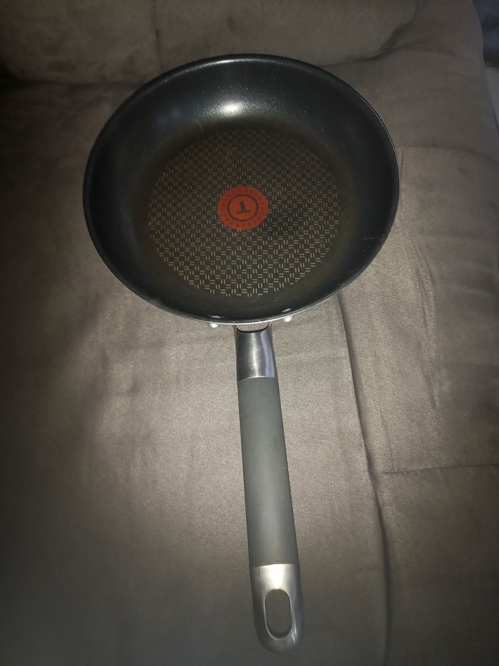 Poêle tefal induction 24cm - photo numéro 3